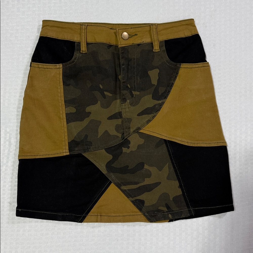 American Bazi Patchwork Camo Mini Skirt Y2K Streetwear Stretch Denim Size Small